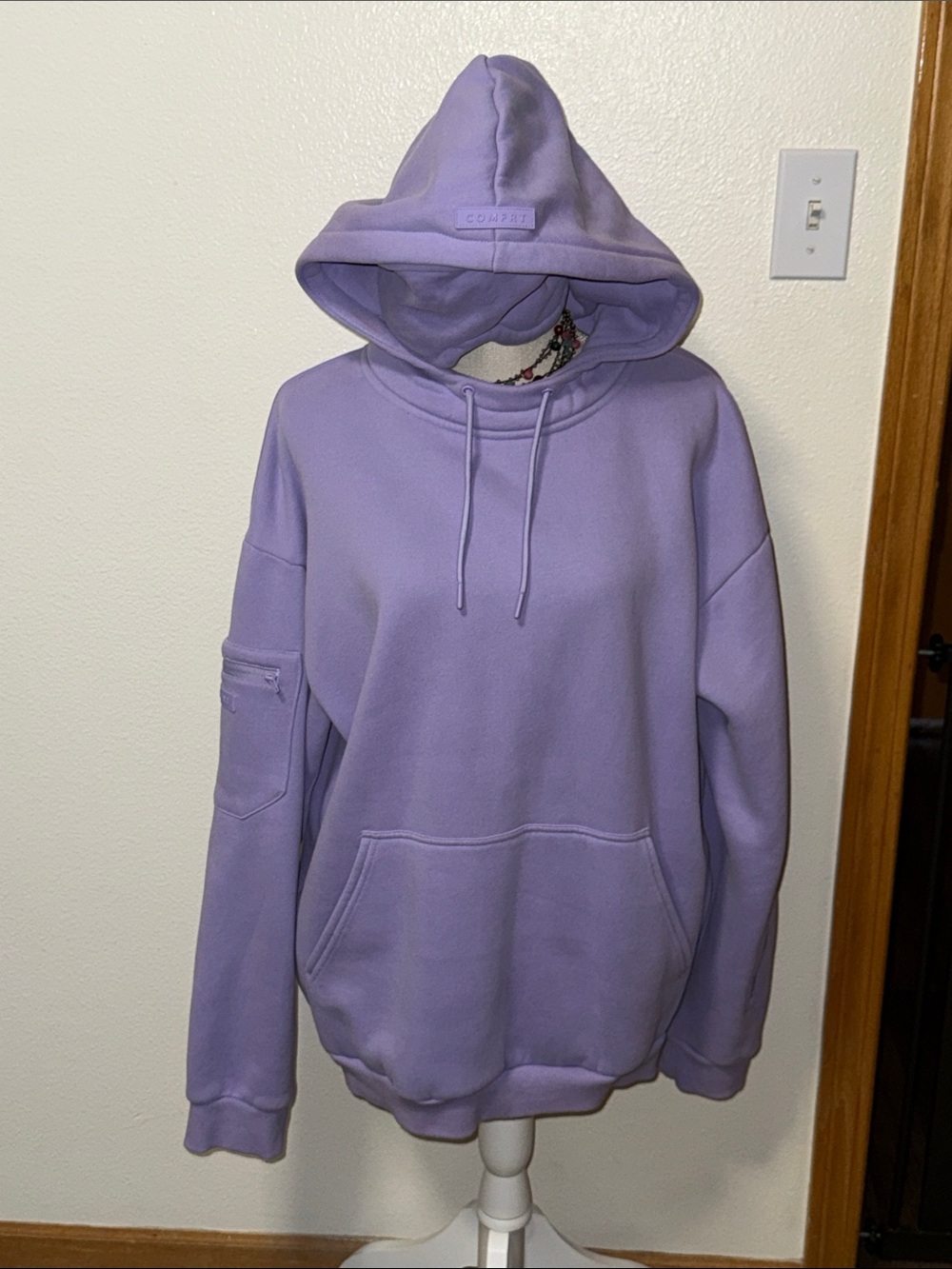 Comfrt Airplane Mode Hoodie size Medium